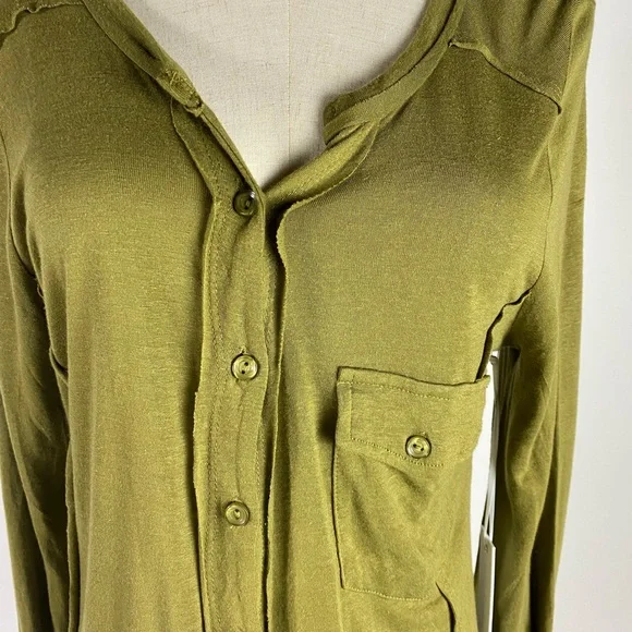 NWT YOUNG FAB BROKE Soft Button Down Long Sleeve Tshirt Olive Green Womens Med - Picture 2 of 8